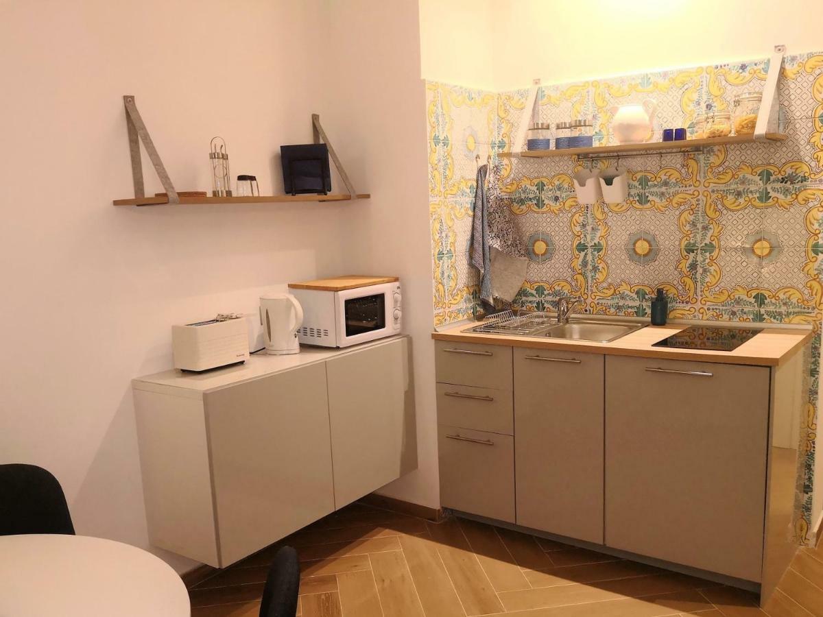 Casa Wenner 1 Apartment Napoli Bagian luar foto