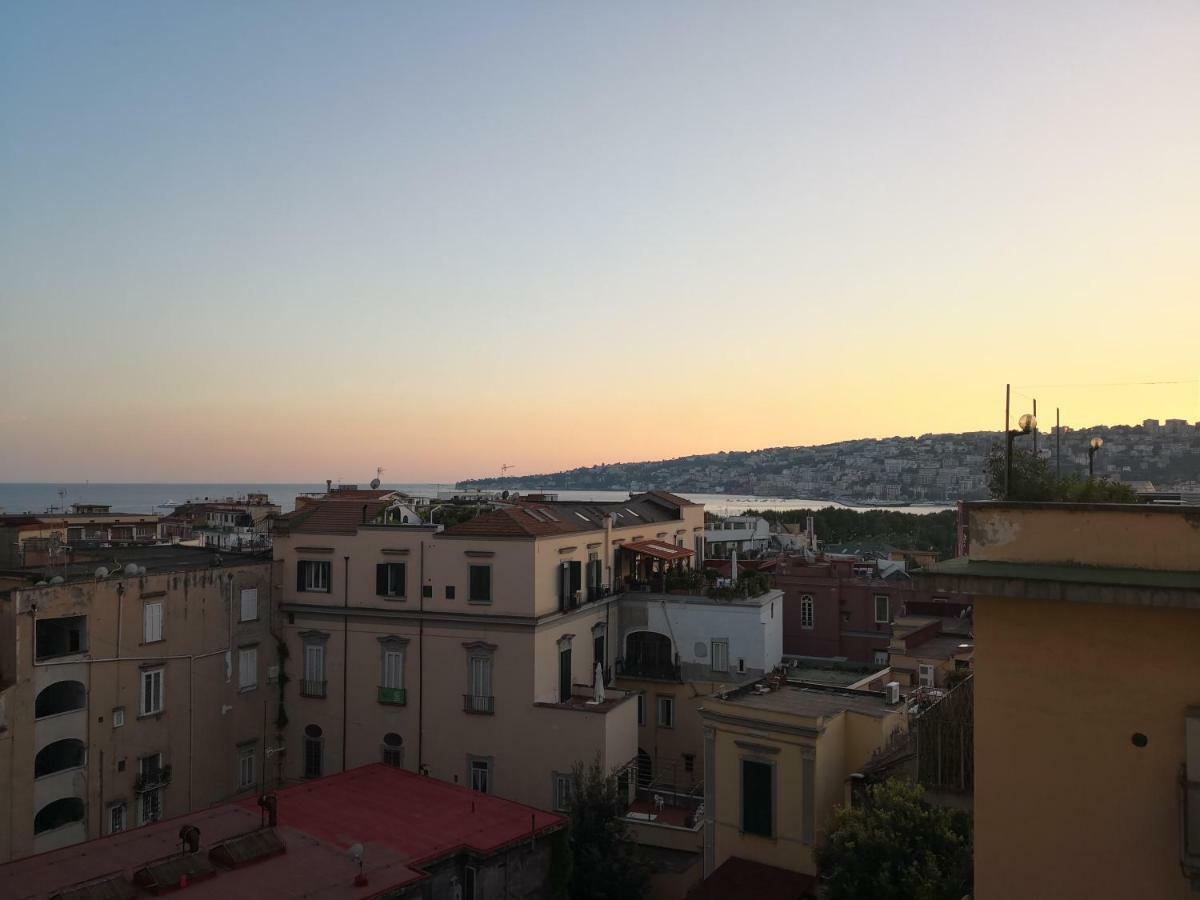 Casa Wenner 1 Apartment Napoli Bagian luar foto