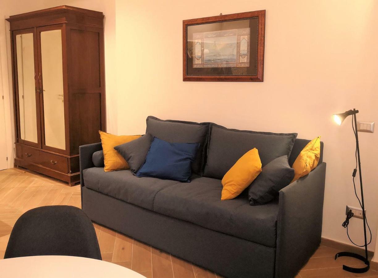 Casa Wenner 1 Apartment Napoli Bagian luar foto