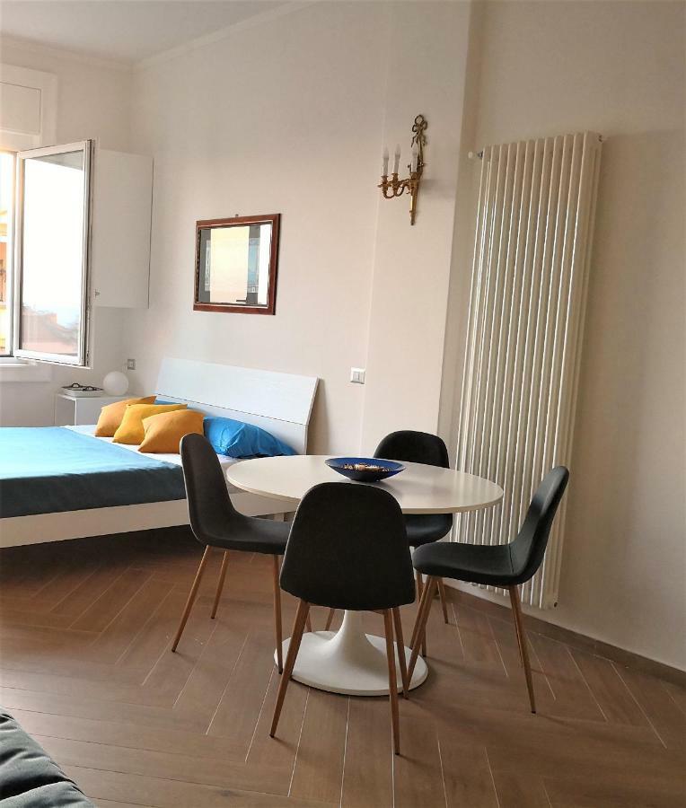 Casa Wenner 1 Apartment Napoli Bagian luar foto